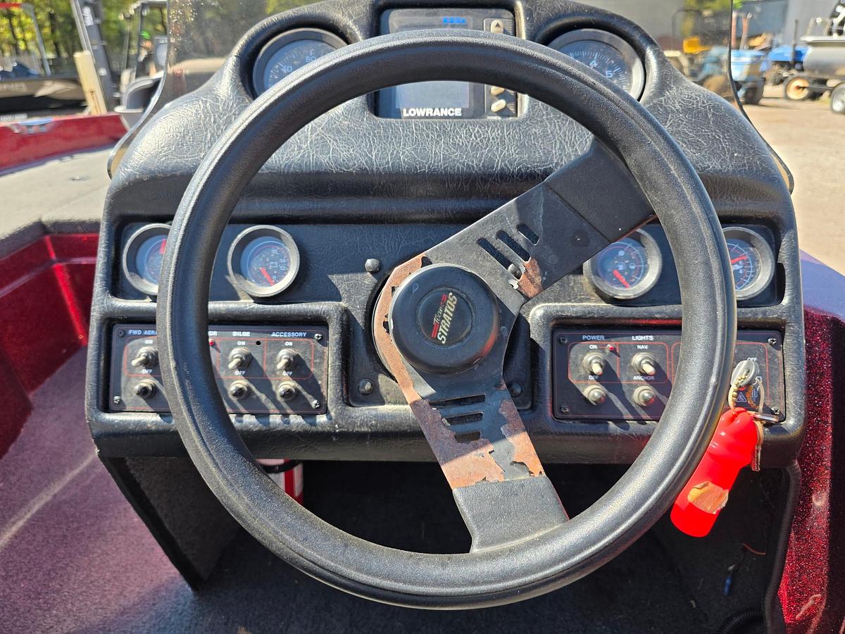 Used 1996 Stratos 268 DC