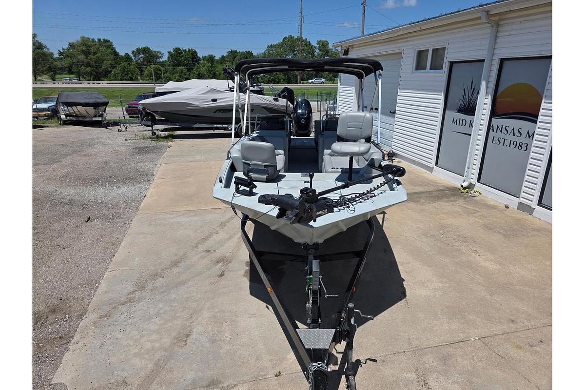 Used 2022 SeaArk Easy 200