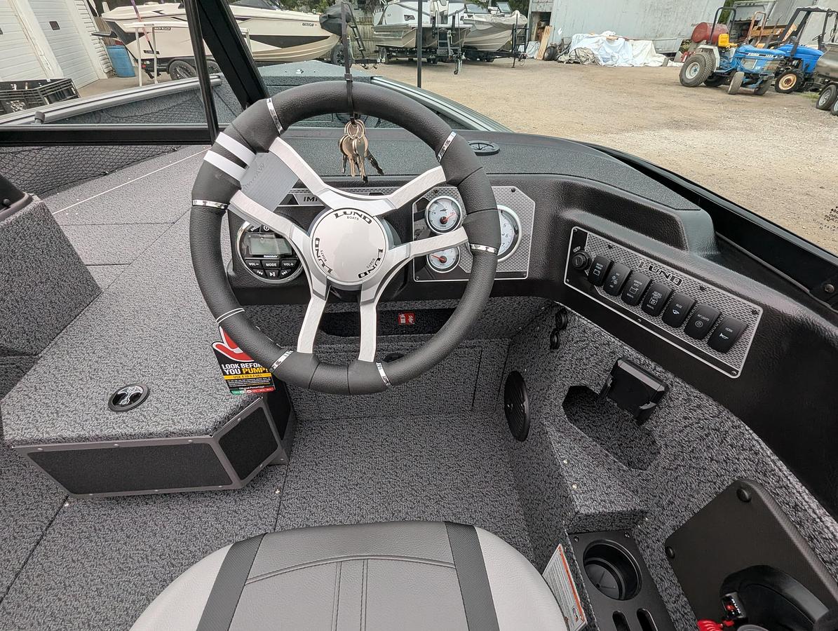 2027 Lund 2075 Impact XS Sport