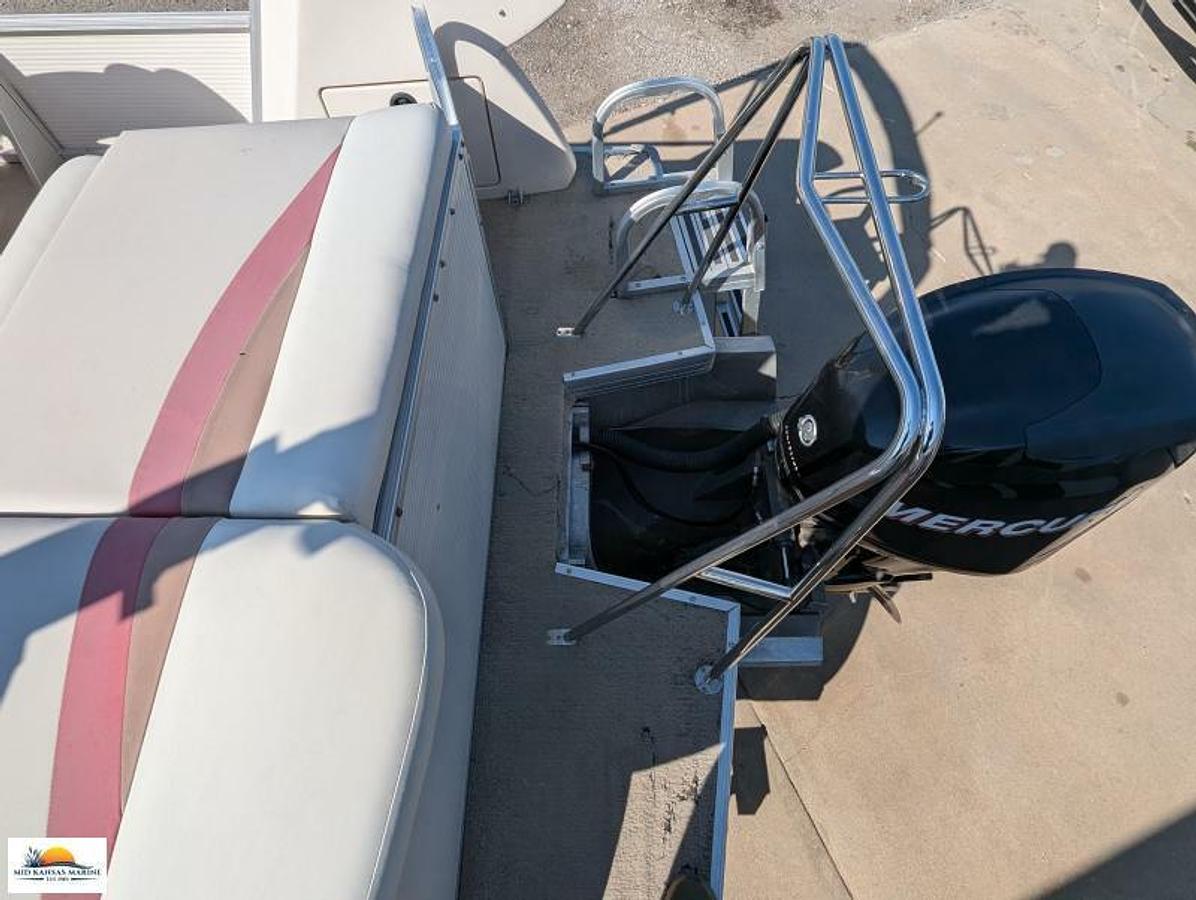 Used 2007 Princecraft Vision 23 Tritoon