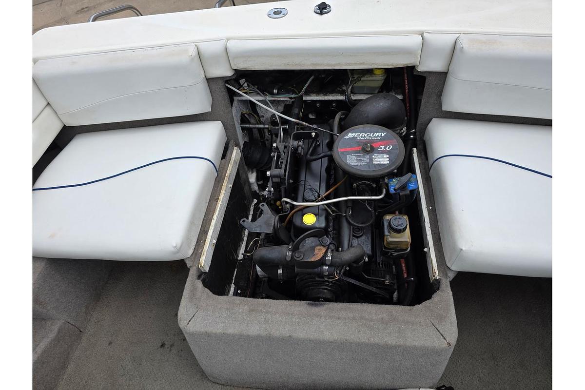 Used 2004 Bayliner 195 Capri