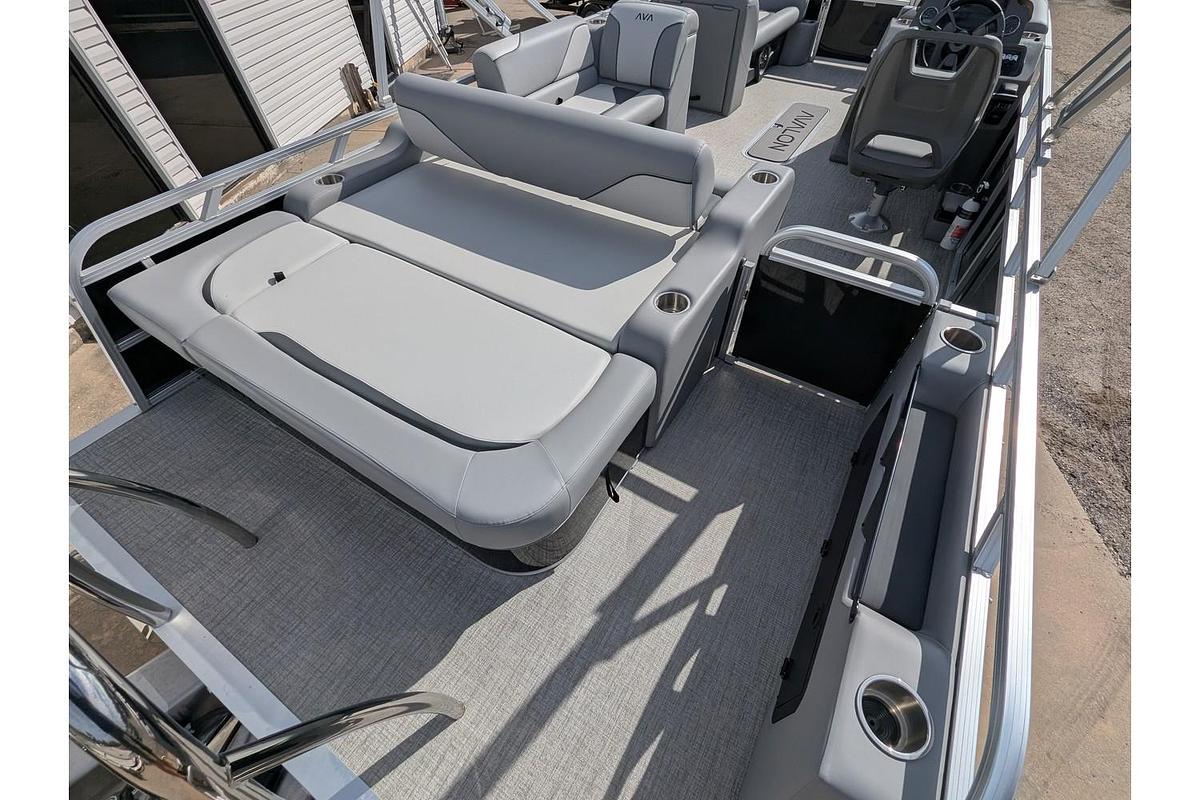 2026 Avalon 2385 Venture 85 Versatile Rear Bench