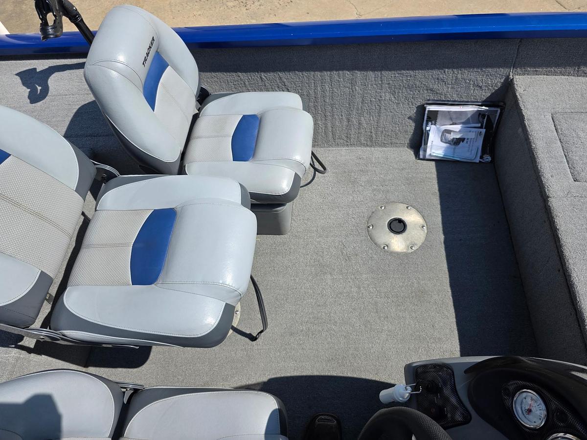 Used 2011 Tracker Pro Crappie 175