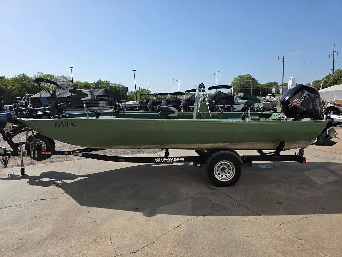 Used 2003 Lowe Roughneck