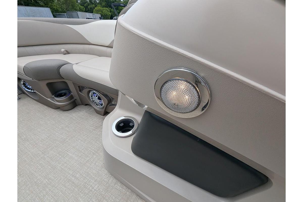 Used 2022 Avalon 2285 LSZ Cruise Rear Bench