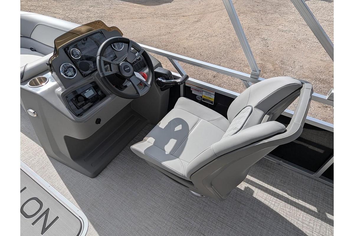 2026 Avalon 2385 Venture 85 Versatile Rear Bench