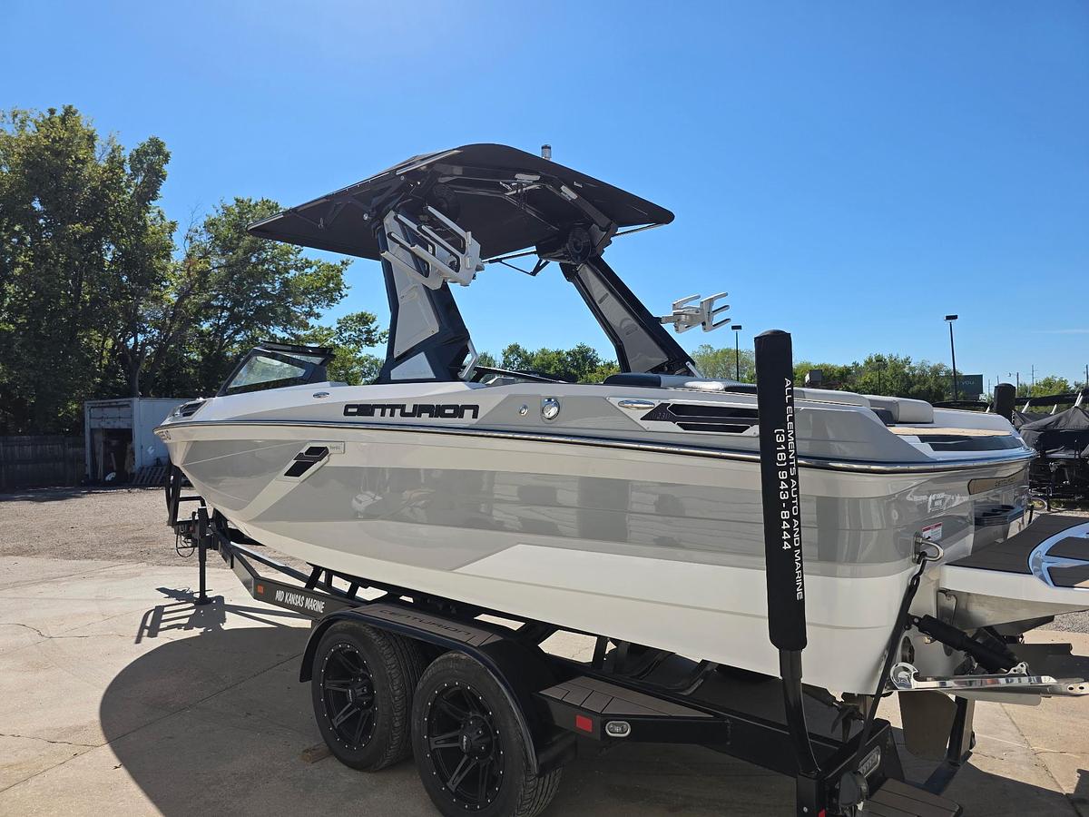 Used 2022 Centurion RI 230