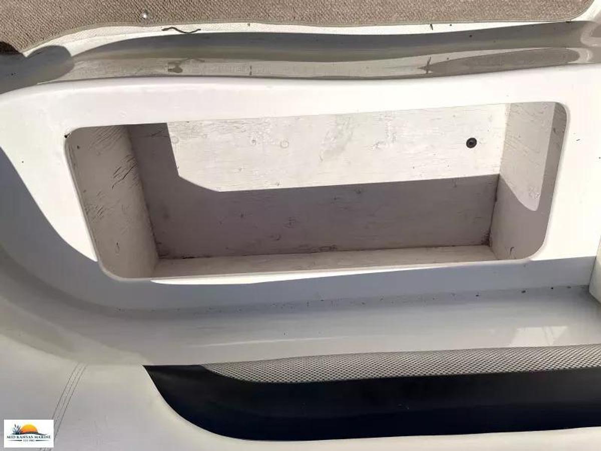 Used 2010 Hurricane Sundeck Sport 188 OB