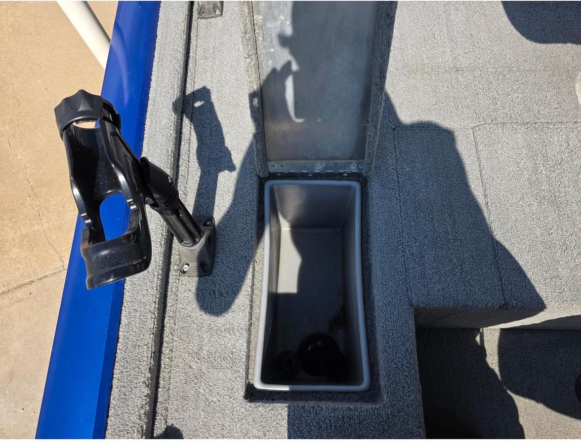 Used 2011 Tracker Pro Crappie 175