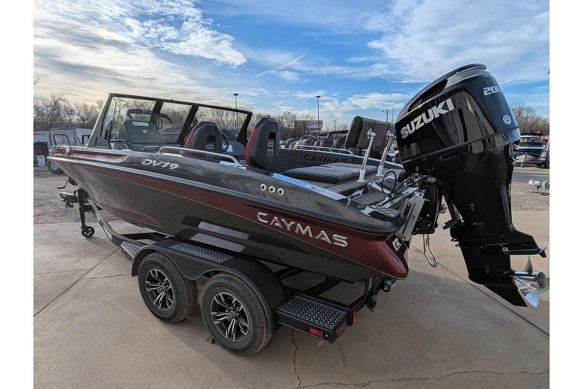 2026 Caymas Boats DV19