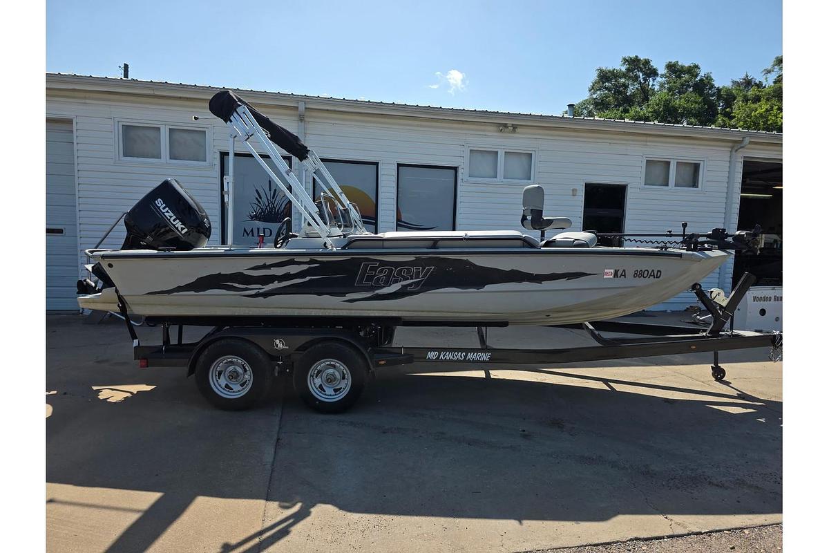Used 2022 SeaArk Easy 200