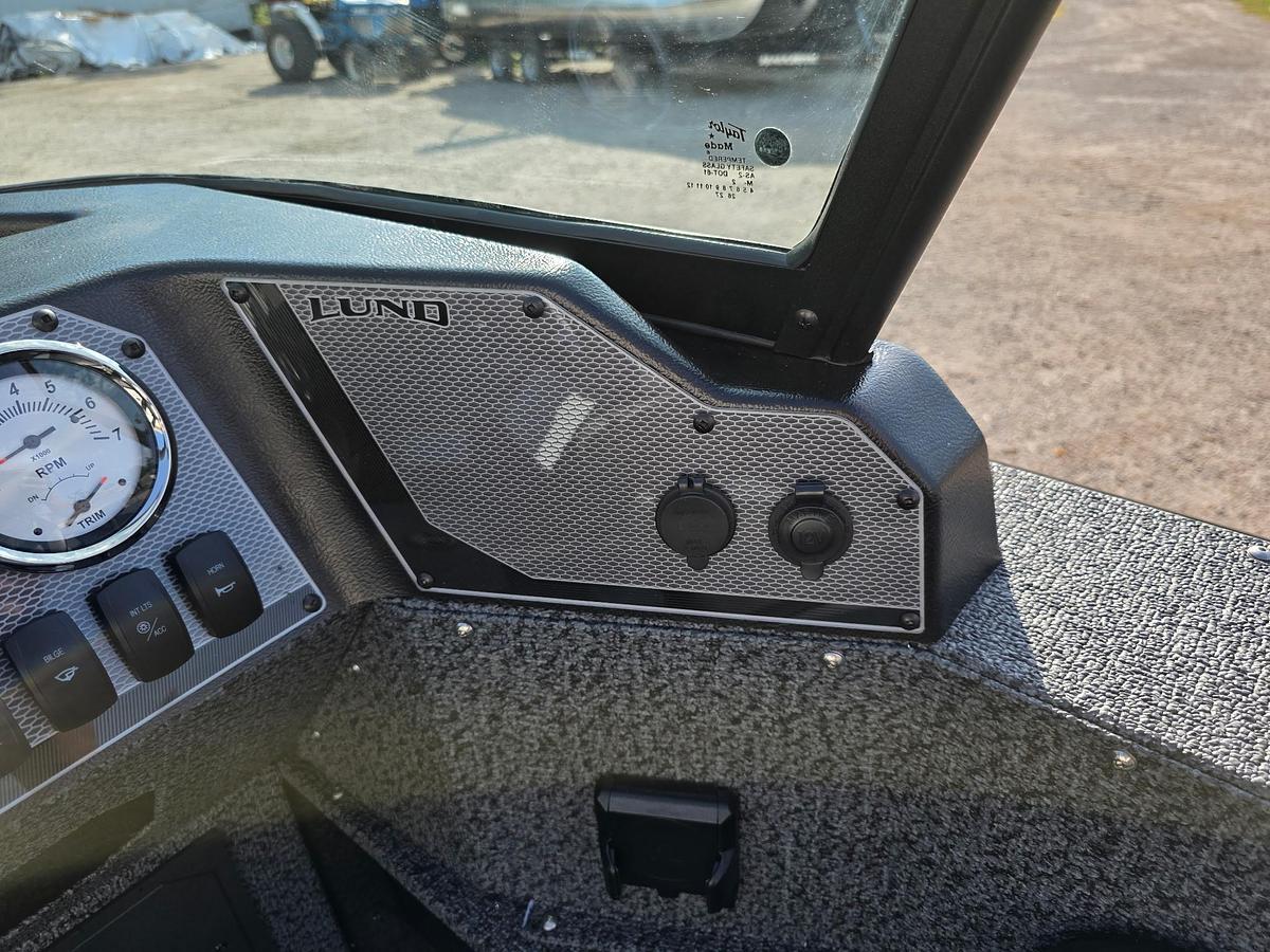 2027 Lund 1700 Adventure Sport