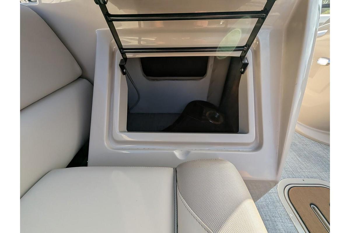 2026 Avalon 2385 LSZ Elite Windshield