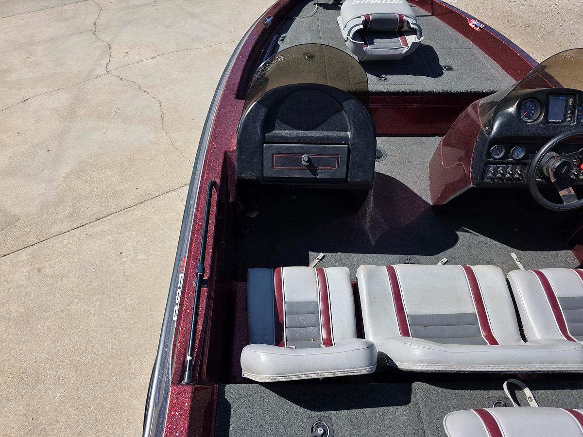 Used 1996 Stratos 268 DC