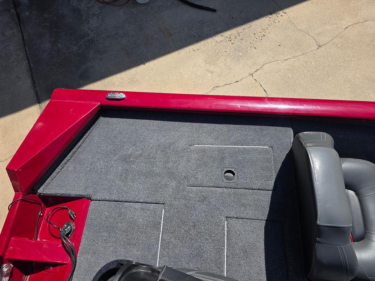 Used 2024 Bass Tracker Pro Team 175
