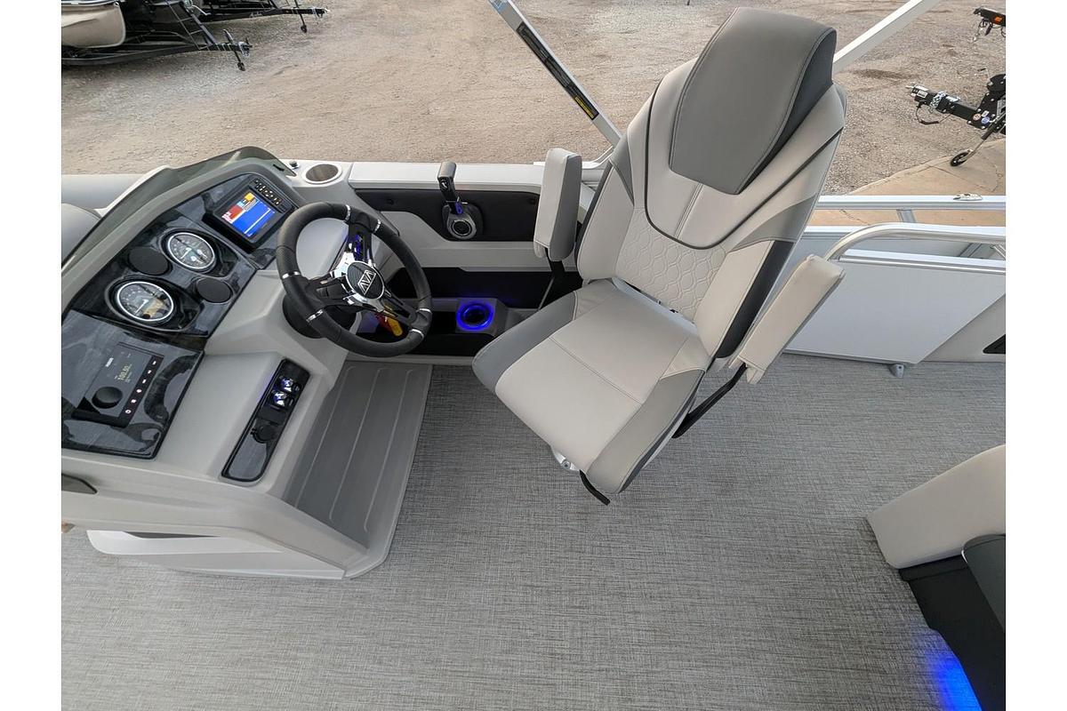 2026 Avalon 2385 LSZ Versatile Rear Bench