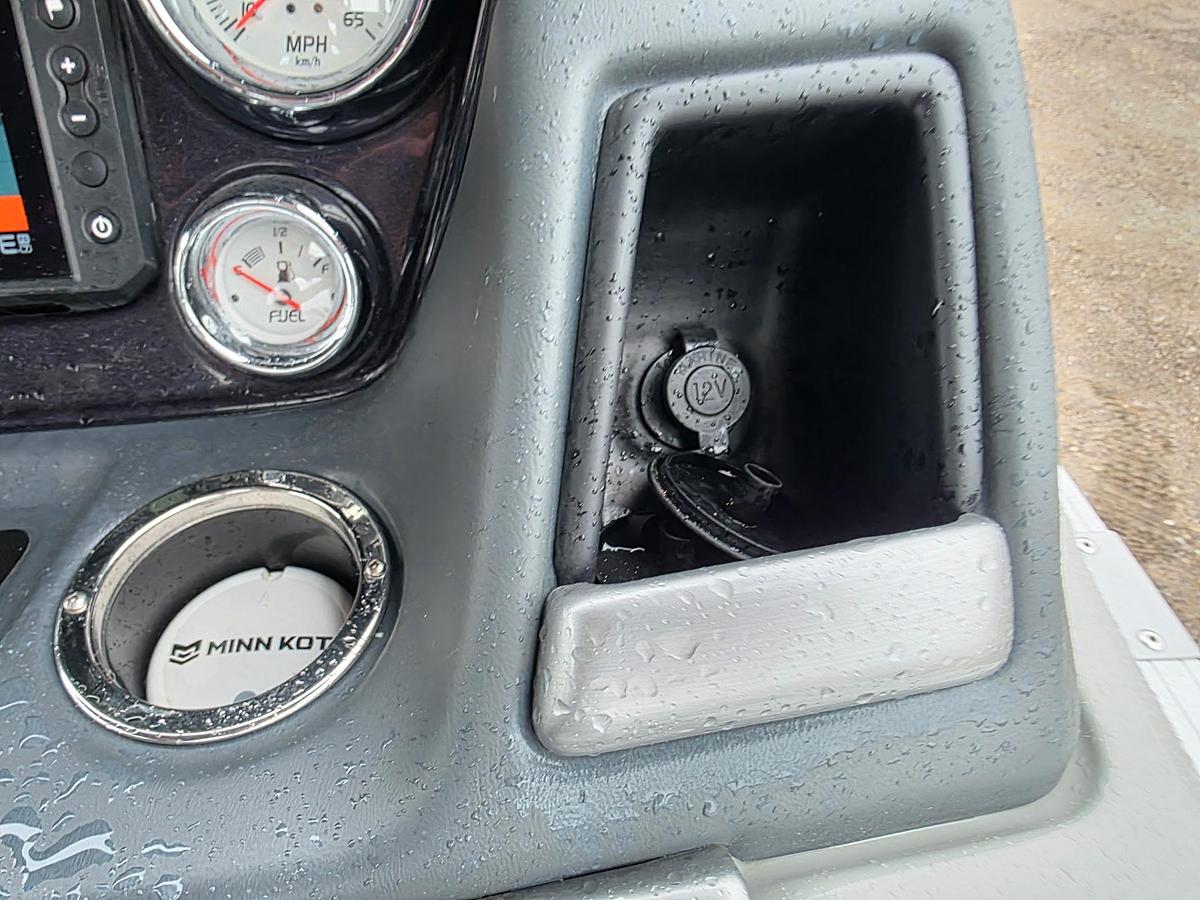 Used 2023 Ranger RP 223 FC Tritoon