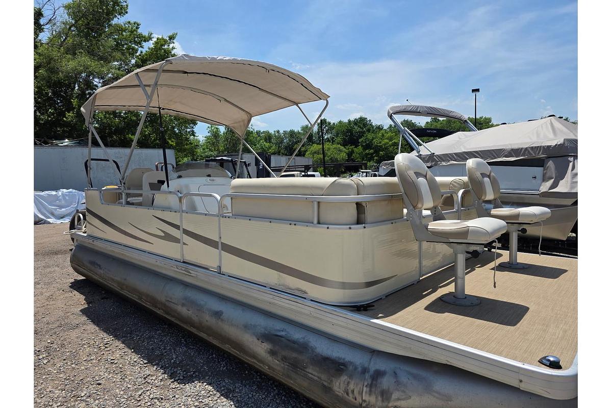 Used 2005 Godfrey Sweetwater 2286 Tuscany Cruise & Fish