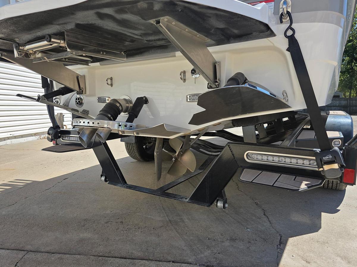 Used 2022 Centurion RI 230