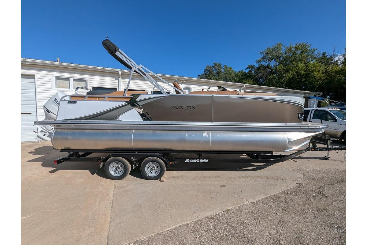 2026 Avalon 2385 LSZ Elite