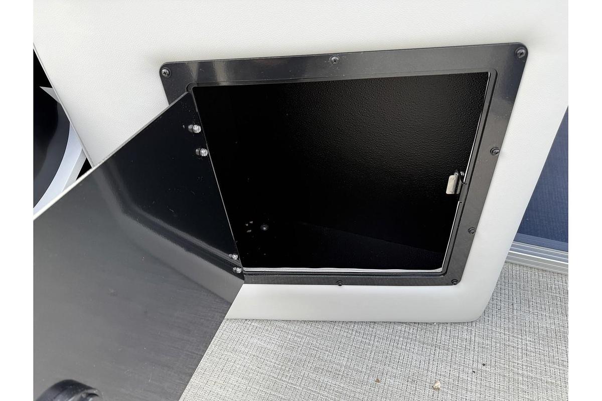 2026 Avalon 2385 Venture 85 Cruise Rear Bench