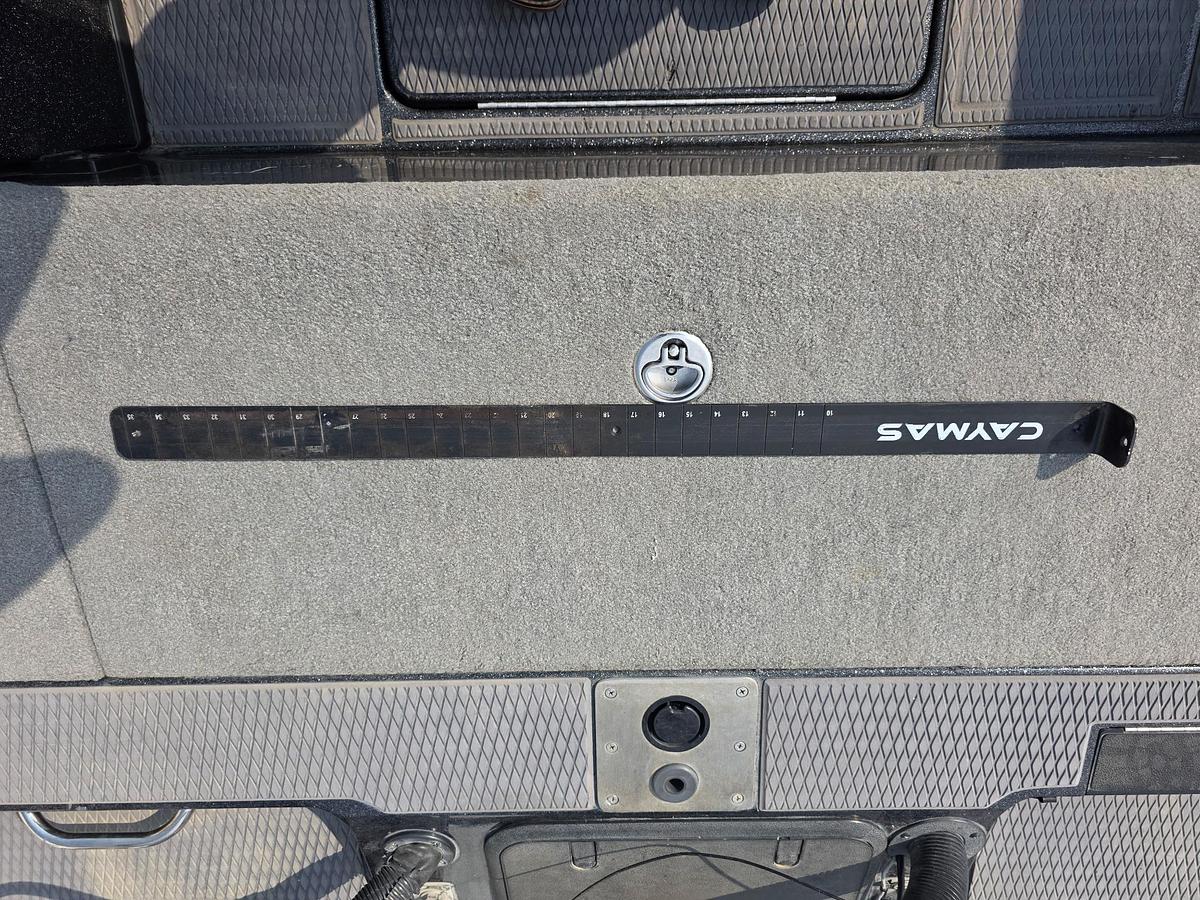 Used 2023 Caymas DV 22