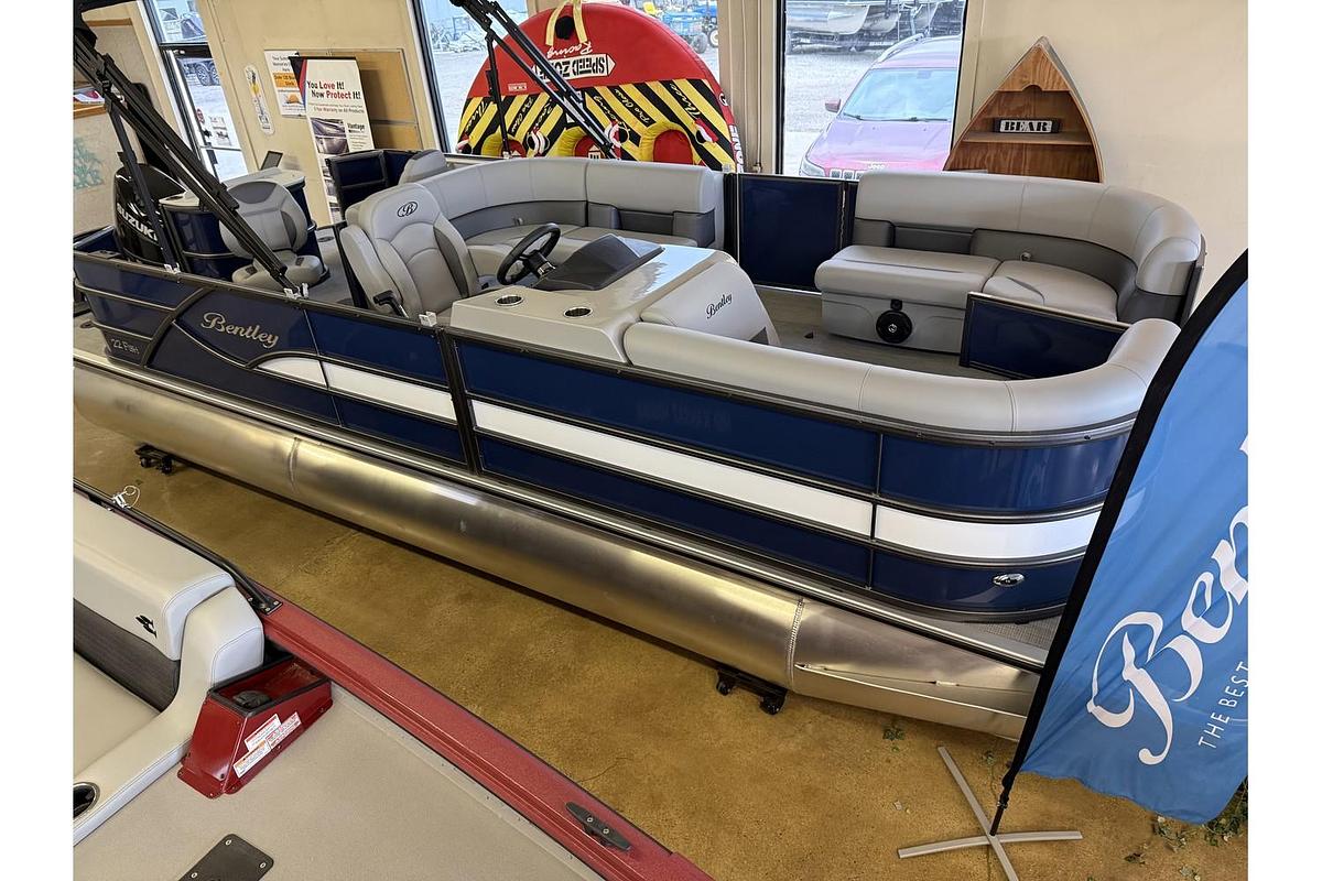 2026 Bentley Pontoons Fish 220 Fish N Cruise
