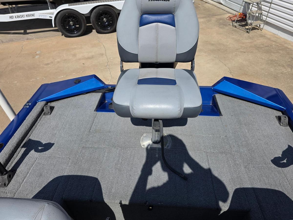 Used 2011 Tracker Pro Crappie 175