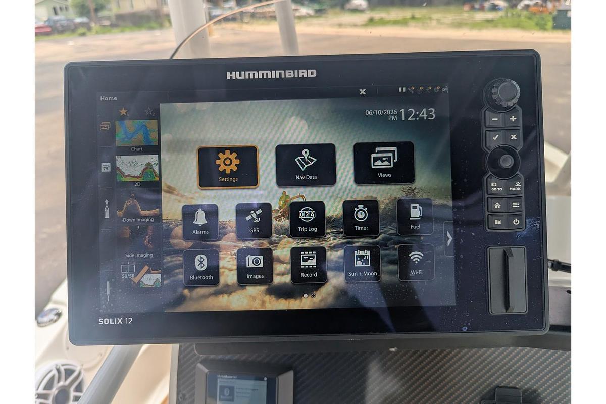 Used 2018 Epic Boats 22 Bay