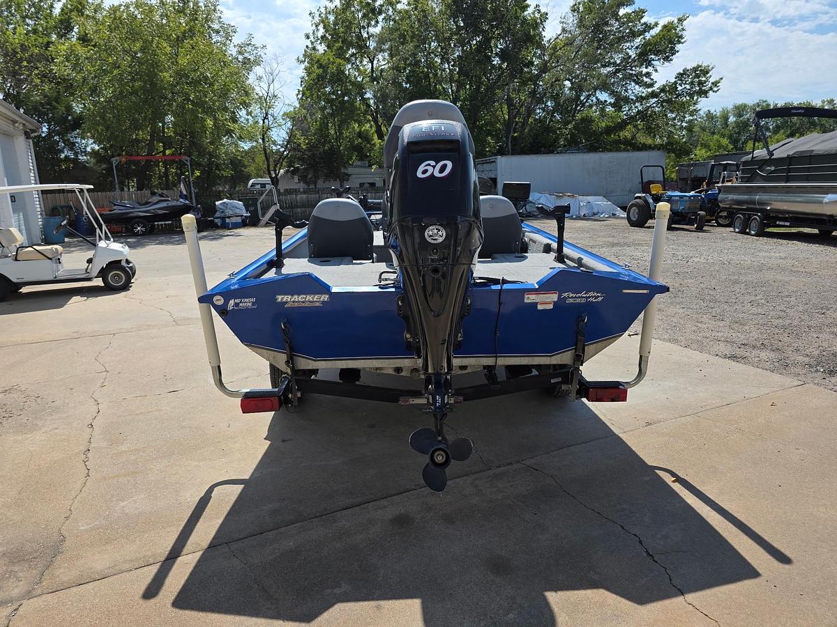 Used 2011 Tracker Pro Crappie 175