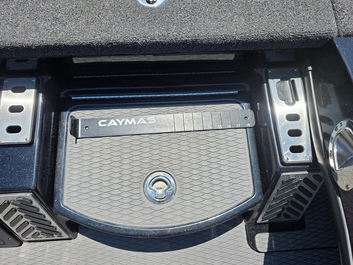 Used 2022 Caymas CX 20