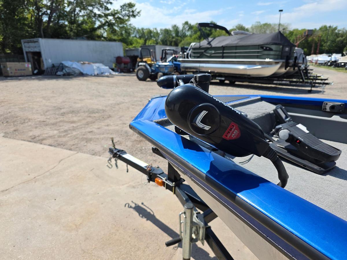 Used 2011 Tracker Pro Crappie 175