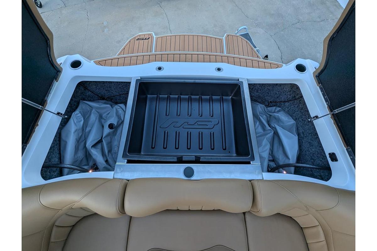 Used 2026 MB Sports B52 23 Classic