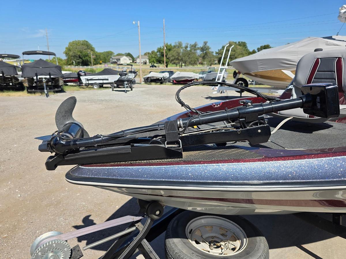 Used 1996 Stratos 268 DC