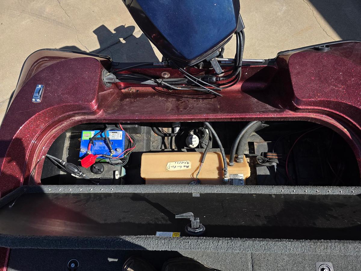 Used 1996 Stratos 268 DC