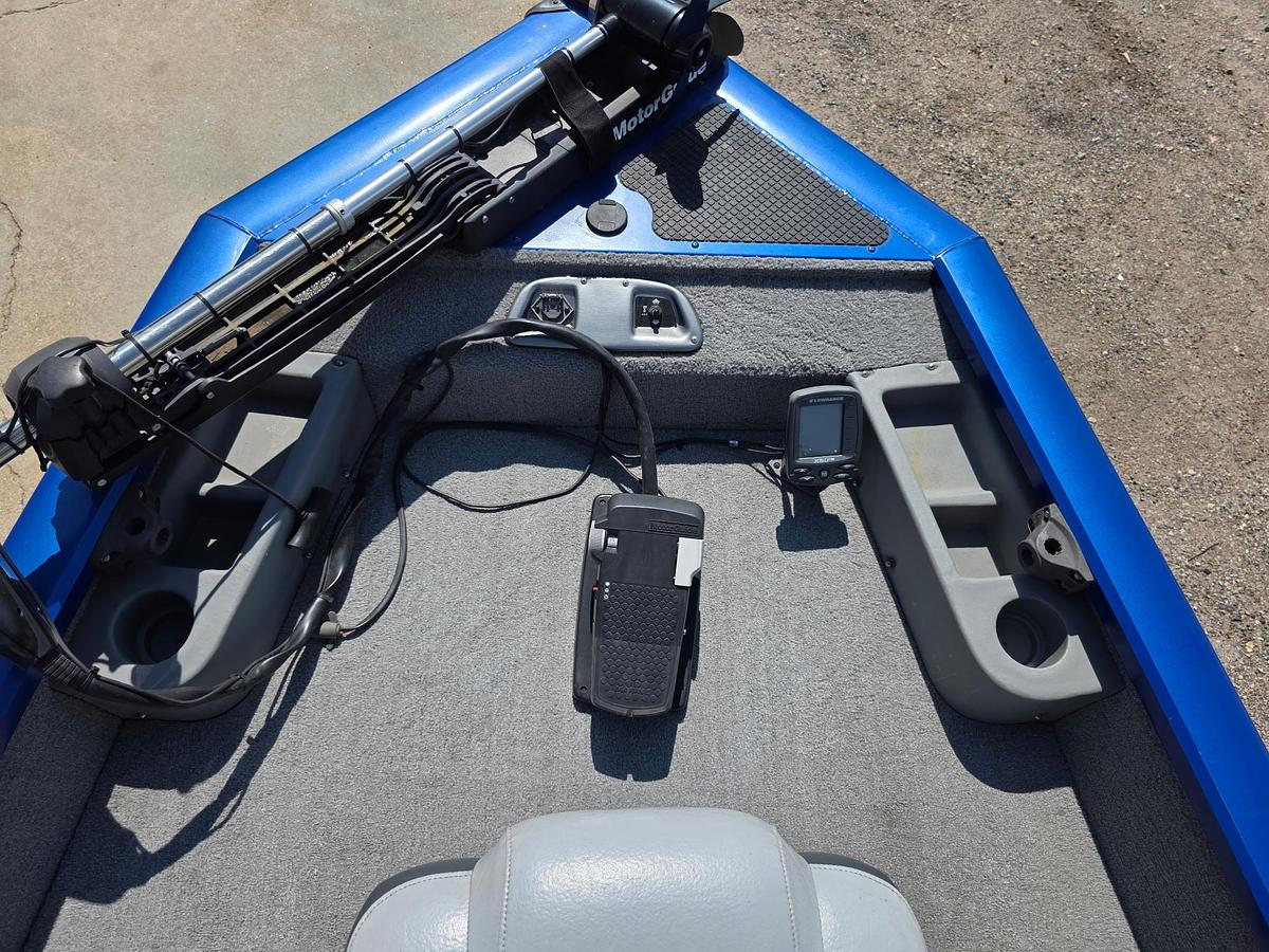 Used 2011 Tracker Pro Crappie 175