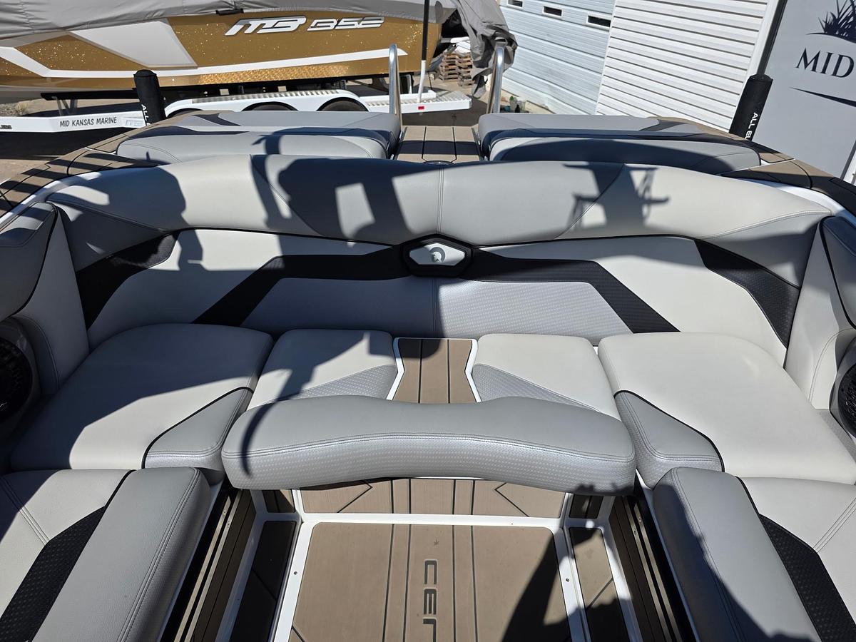 Used 2022 Centurion RI 230