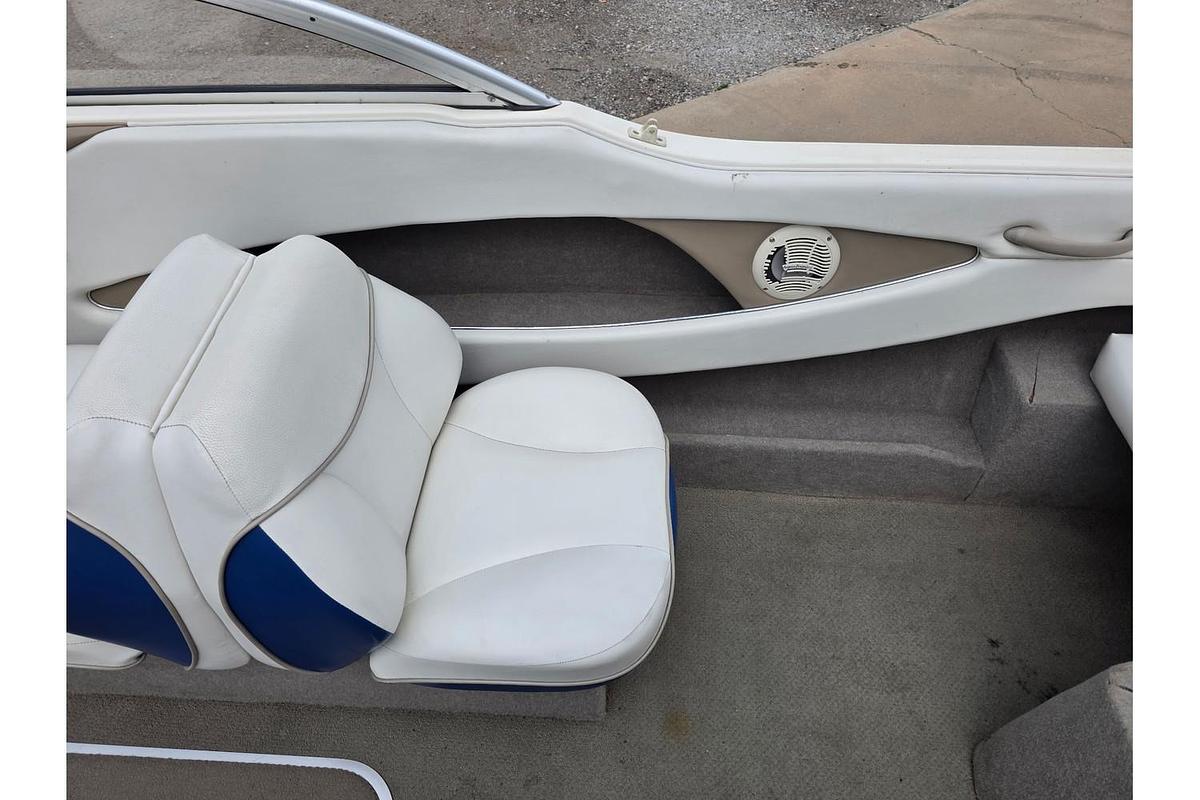 Used 2004 Bayliner 195 Capri