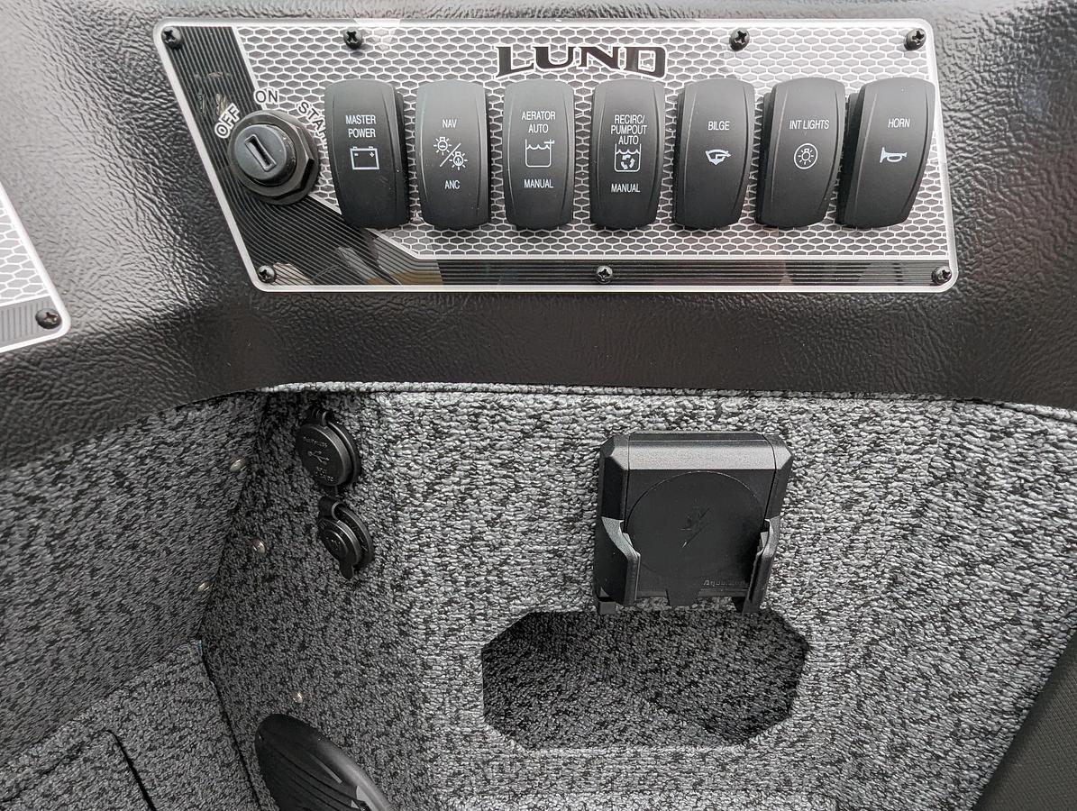 2027 Lund 2075 Impact XS Sport