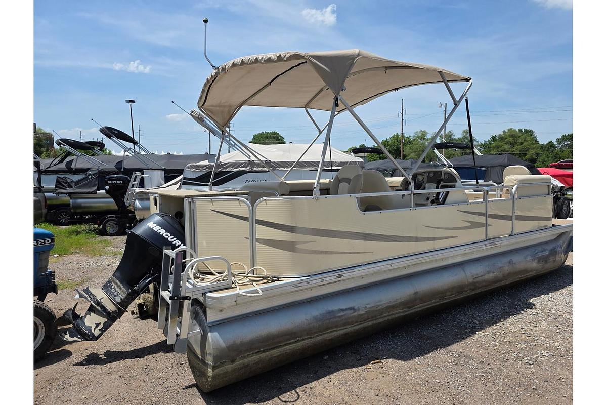 Used 2005 Godfrey Sweetwater 2286 Tuscany Cruise & Fish