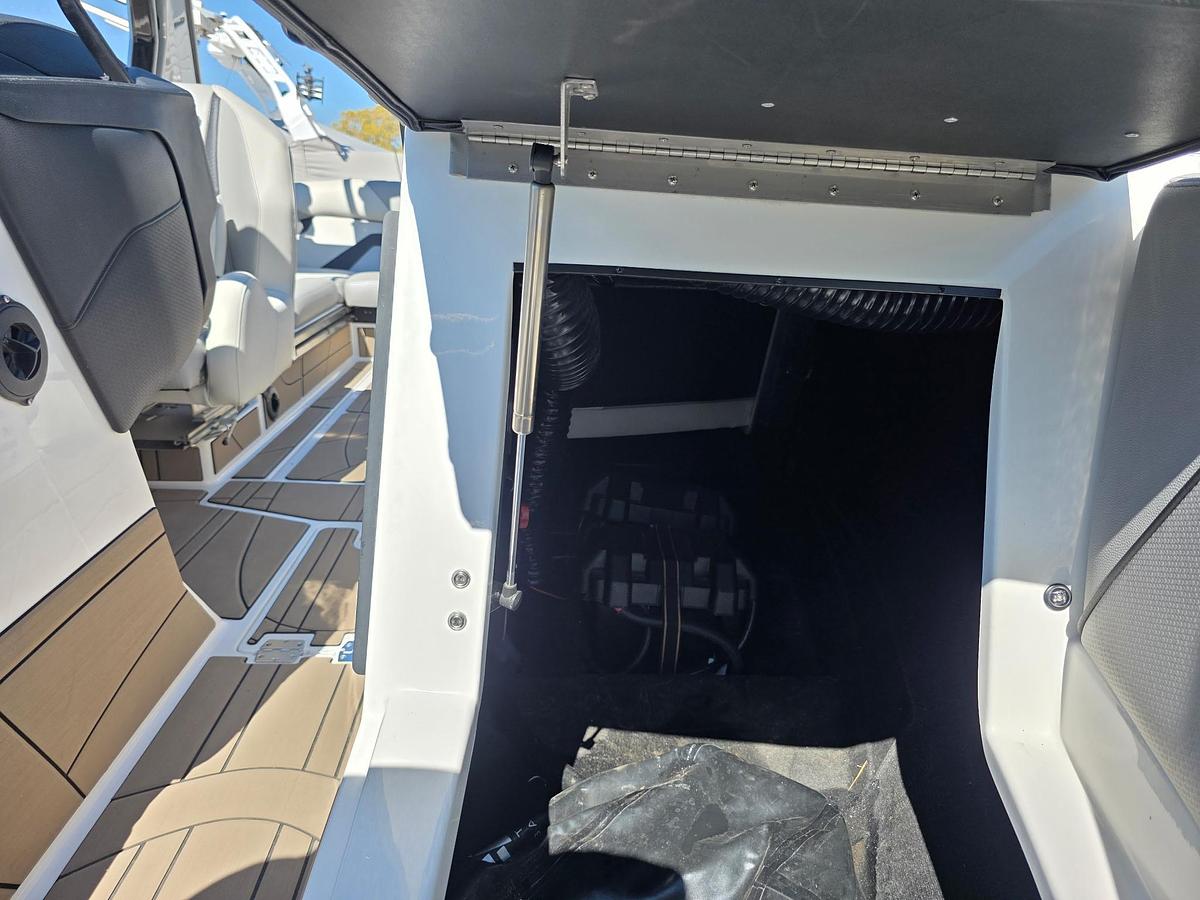 Used 2022 Centurion RI 230