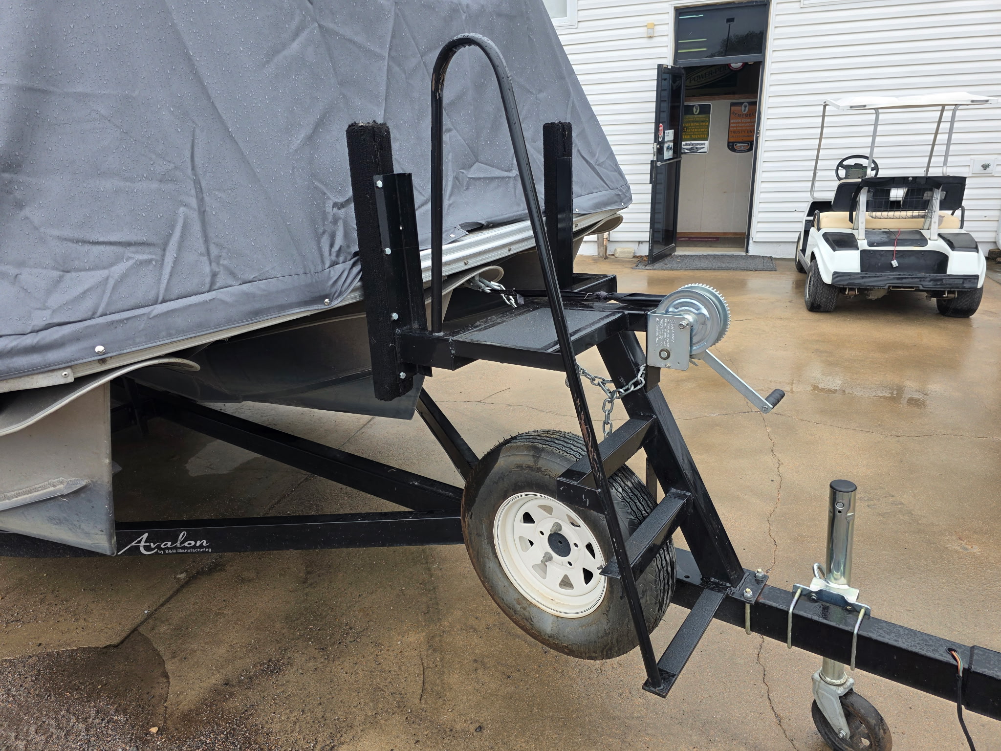 Used 2019 Avalon 2385 Catalina Rear Fish