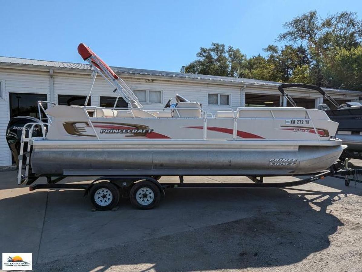 Used 2007 Princecraft Vision 23 Tritoon