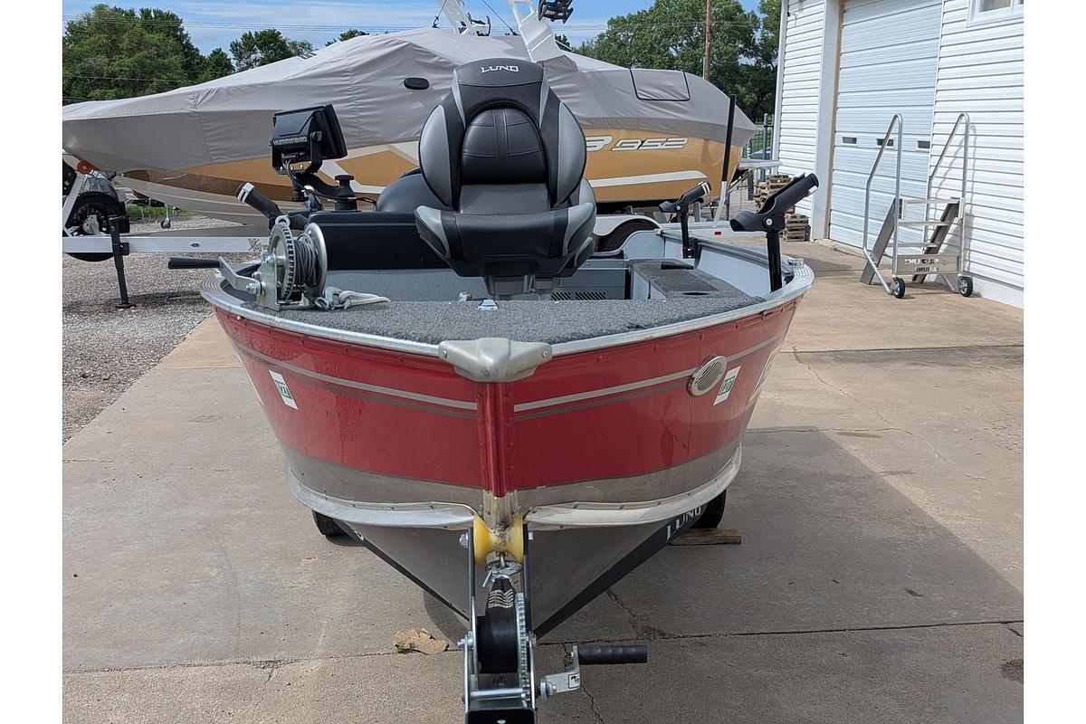 Used 2025 Lund 1400 Fury