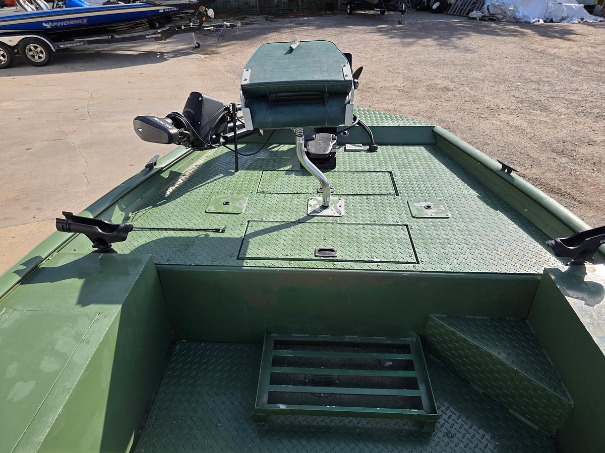 Used 2003 Lowe Roughneck
