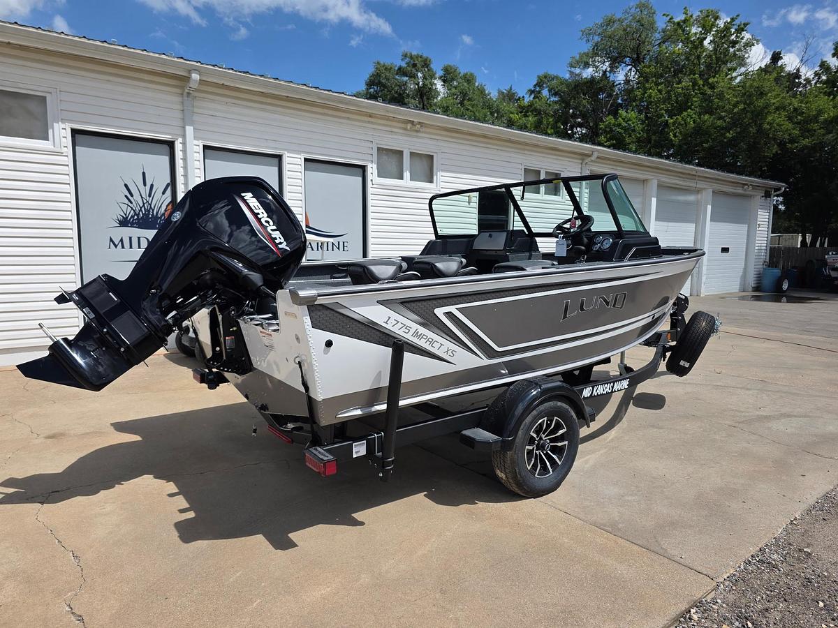 2027 Lund 1775 Impact XS Sport