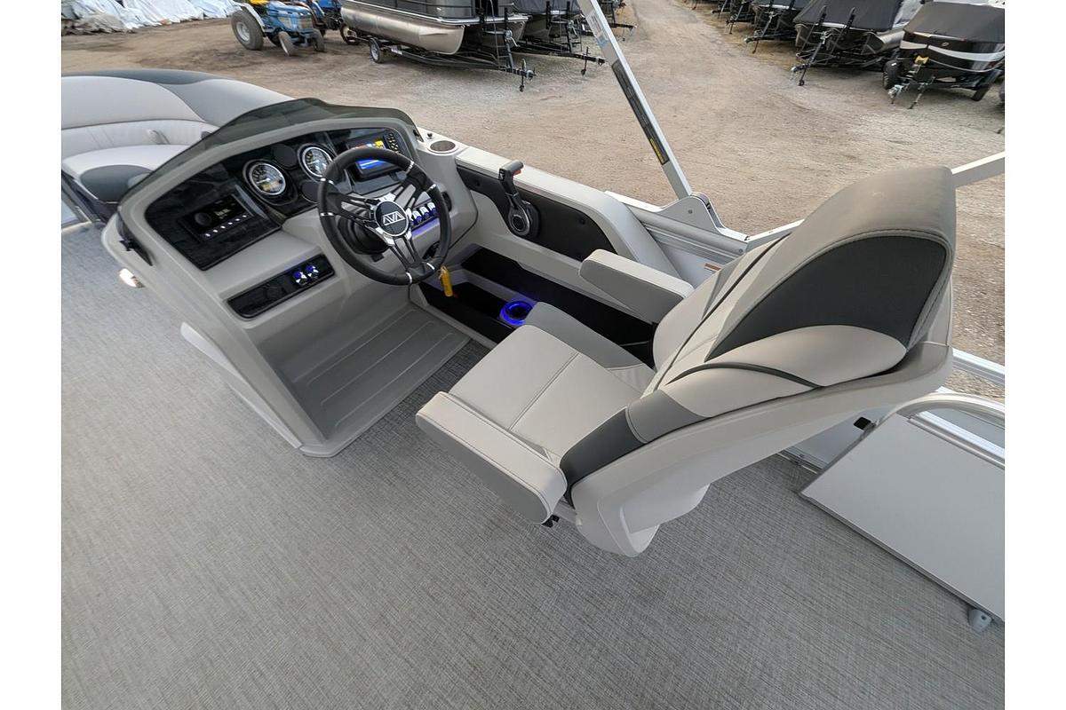 2026 Avalon 2385 LSZ Versatile Rear Bench