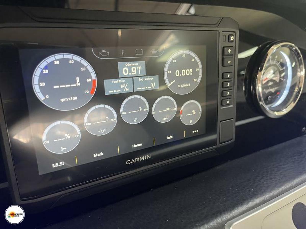 2024 Crownline 220 SS BELOW DEALER INVOICE