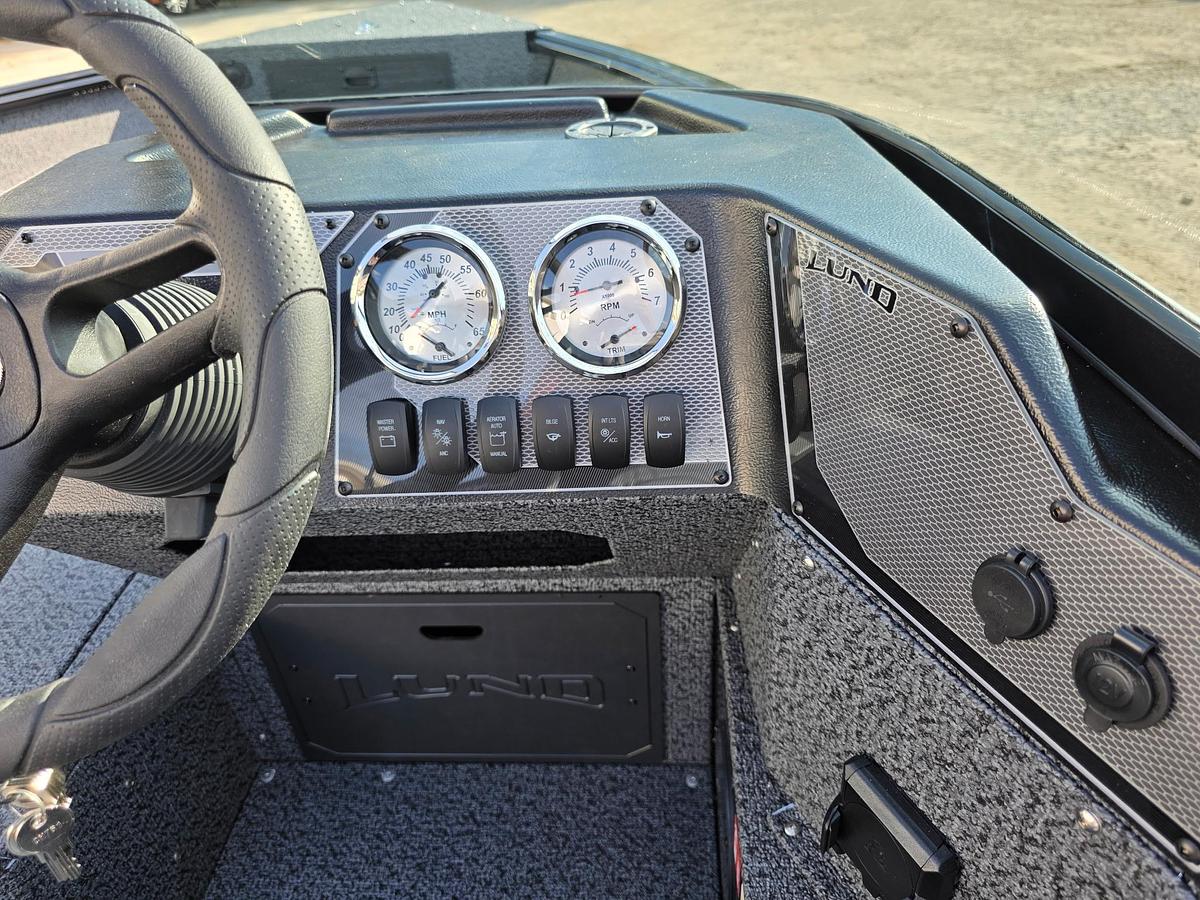 2027 Lund 1700 Adventure Sport