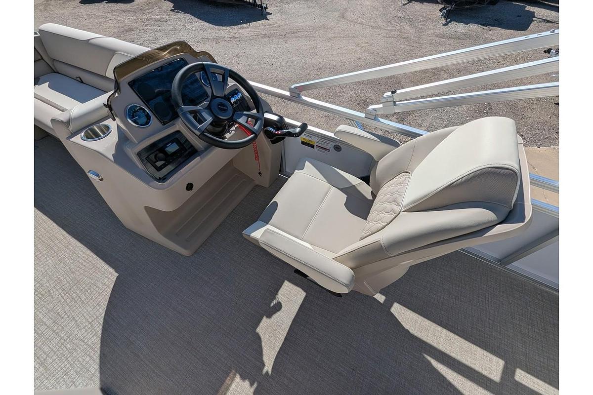 2026 Avalon 2175 Venture Cruise Rear Bench